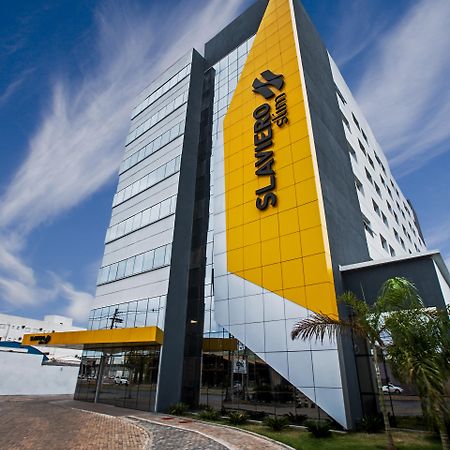 Отель Slim Cuiaba Aeroporto Экстерьер фото