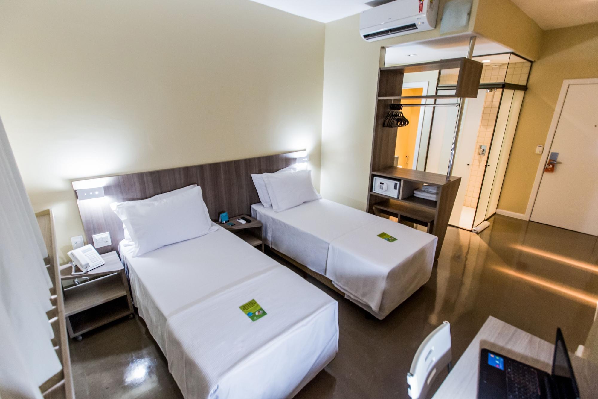 Отель Slim Cuiaba Aeroporto Экстерьер фото